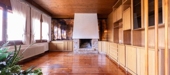 4 bedrooms House in Torello, Spain No. 143403 30