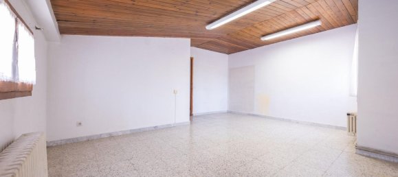 4 bedrooms House in Torello, Spain No. 143403 12