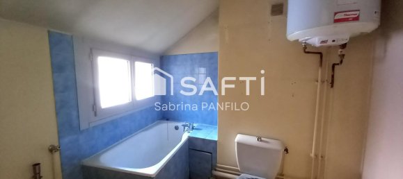 Studio in Lons-le-Saunier, France, Nr. 265275 3