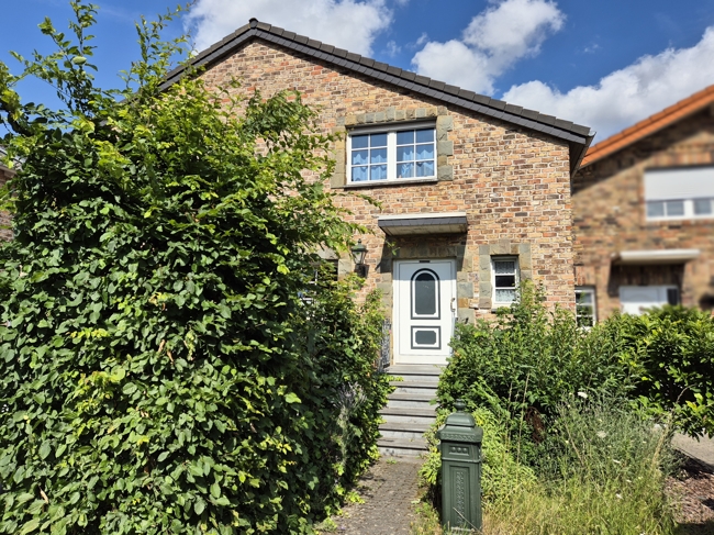 3 chambres Maison de ville à Duren, Germany No. 229336