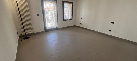 5 Schlafzimmer Penthouse in Legnago, Italy, Nr. 359862 16