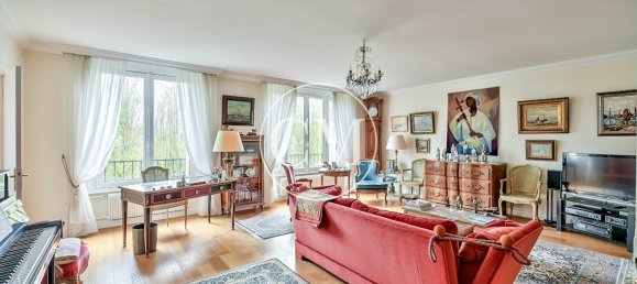 3 chambres Appartement à Versailles, France No. 117572 16
