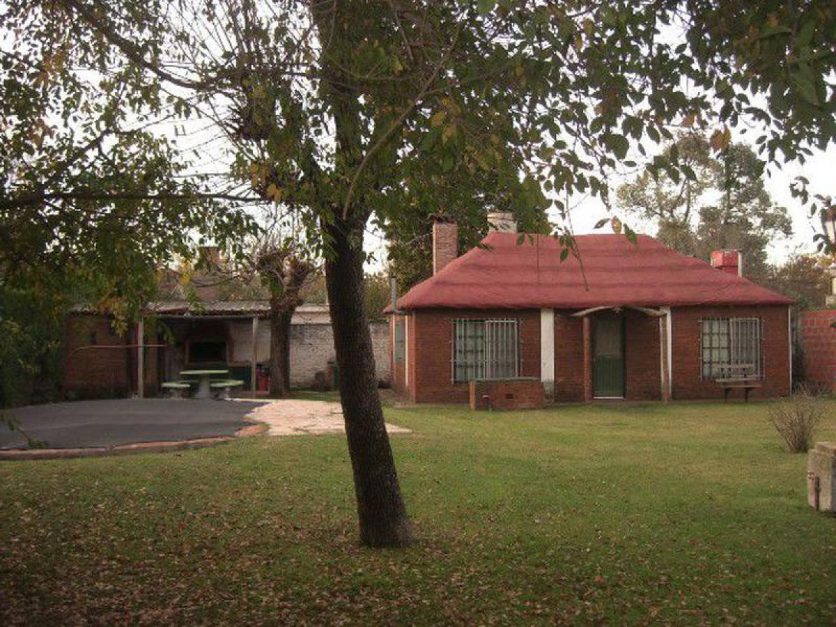 56m² Farm in Pilar, Argentina No. 33852