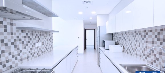 Apartamento de 2 dormitorios en Business Bay, UAE No. 413 5