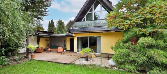 8 rooms House in Nuremberg, Germany No. 196423 3