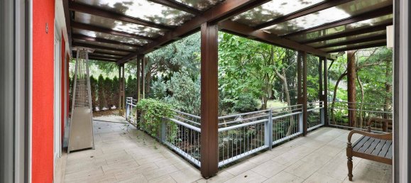 8 rooms House in Nuremberg, Germany No. 196423 4