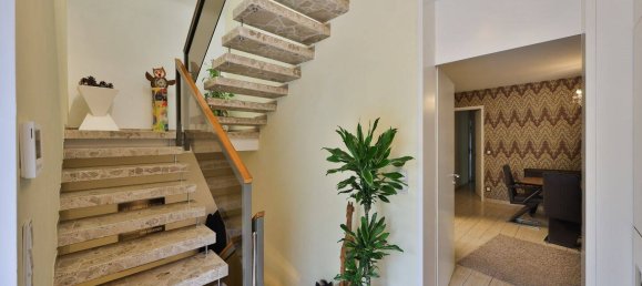 8 rooms House in Nuremberg, Germany No. 196423 10