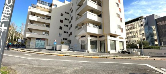 1 bedroom Apartment in Rome, Italy No. 353018 11