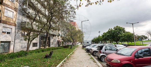 Apartamento de 3 dormitorios en Lisbon, Portugal No. 121816 18