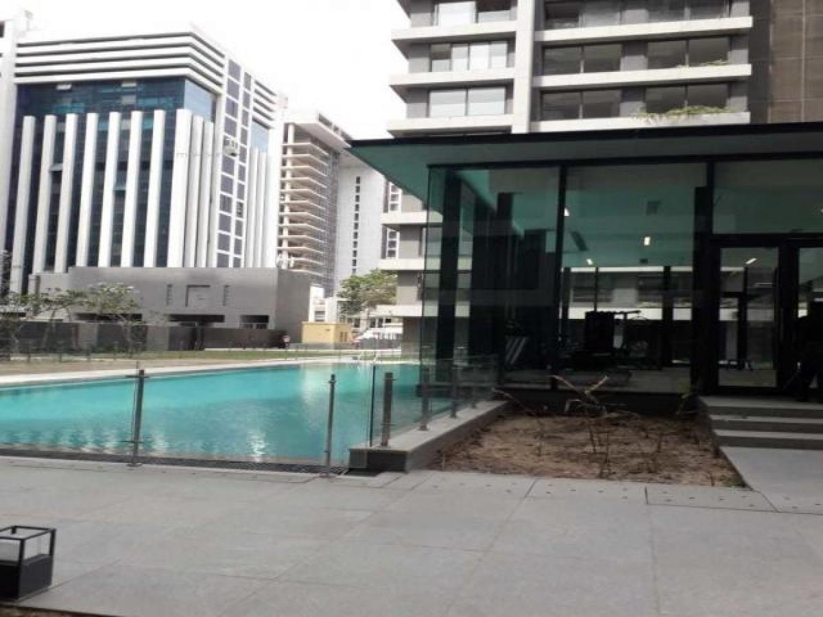 4 bedrooms House in Amdavad, India No. 8457