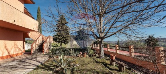 12 rooms Villa in Serra San Quirico, Italy No. 13711 4