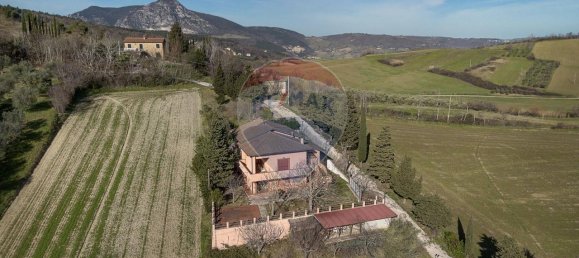 12 rooms Villa in Serra San Quirico, Italy No. 13711 25
