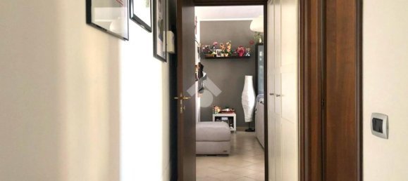 3 rooms Apartment in Ossona, Italy No. 189245 19