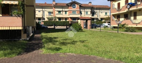 3 rooms Apartment in Ossona, Italy No. 189245 4