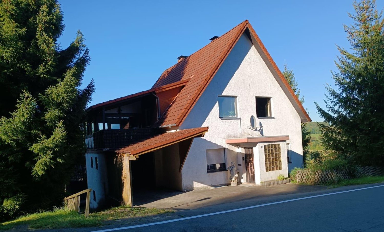 8 rooms House in Hoxter, Germany No. 230757