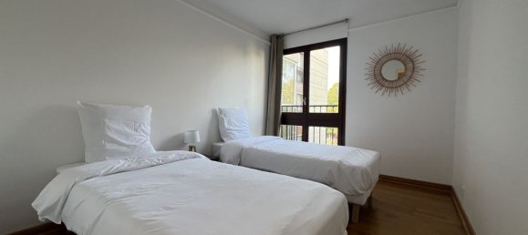 Apartamento de 3 dormitorios en Yvelines, France No. 124606 8