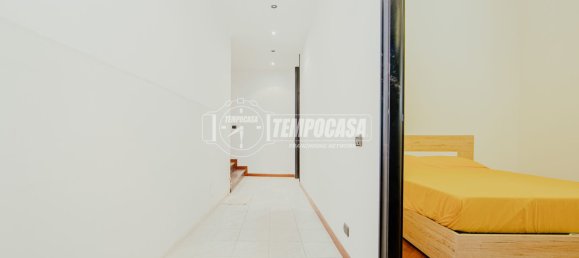 2 bedrooms Apartment in Vigevano, Italy No. 347099 2