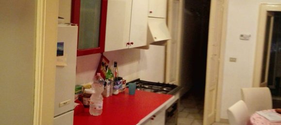 3-salle Appartement à Bari, Italy No. 37386 3