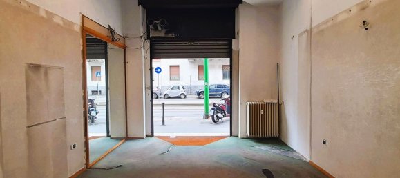 40m² Commercial property in Milan, Italy No. 239213 18