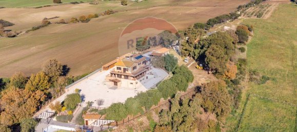 5 Schlafzimmer Haus in Fiumicino, Italy, Nr. 170229 39