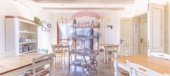 5 Schlafzimmer Haus in Fiumicino, Italy, Nr. 170229 17