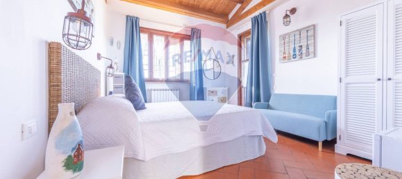 5 Schlafzimmer Haus in Fiumicino, Italy, Nr. 170229 21