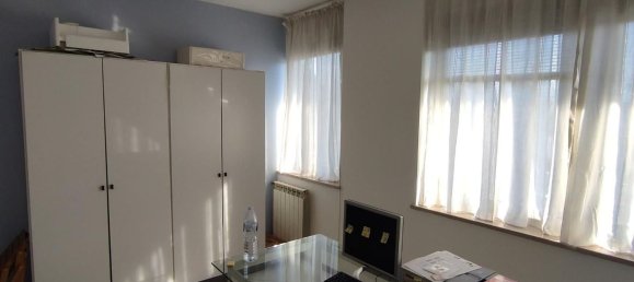  مكتب في Ponsacco, Italy 60متر مربع رقم 149194 6