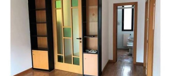 Edifício T5 em Sannicandro di Bari, Italy N.º 252873 4