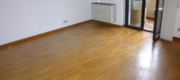 Edifício T5 em Sannicandro di Bari, Italy N.º 252873 5