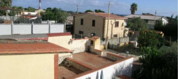 Villa de 2 dormitorios en Carini, Italy No. 360257 11