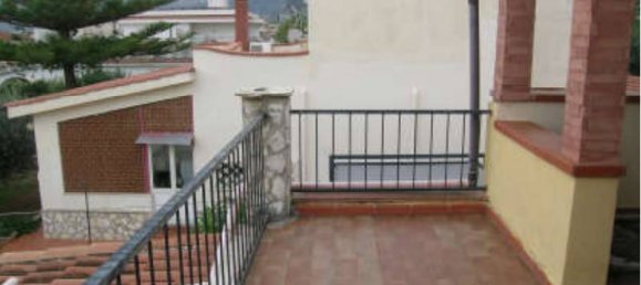 Villa de 2 dormitorios en Carini, Italy No. 360257 28