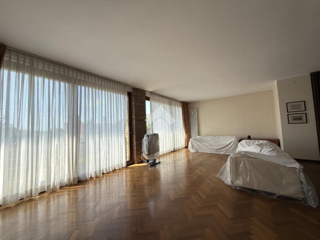 2 bedrooms Apartment in Scanzorosciate, Italy No. 268785