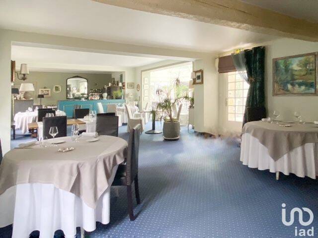 Imóvel comercial em Compiegne, France 200 m² N.º 272653