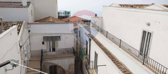 4 rooms Apartment in Monte Sant'Angelo, Italy No. 123877 10