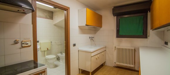 4 bedrooms House in Anzola dell'Emilia, Italy No. 202882 35