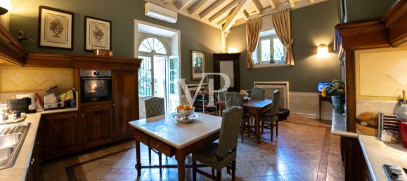 Villa de 5 dormitorios en Cellatica, Italy No. 266208 13