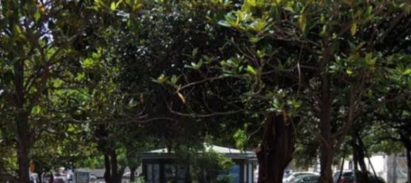 5 bedrooms Apartment in Naples, Italy No. 313679 2