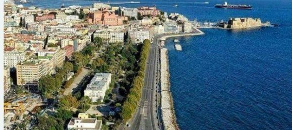 5 bedrooms Apartment in Naples, Italy No. 313679 6