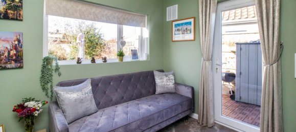 4 bedrooms House in Southend-on-Sea, United Kingdom No. 2339 4