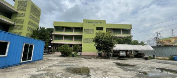  Commercial property in Bangkok, Thailand No. 23715 4