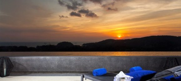 3 bedrooms Condo in Phuket, Thailand No. 12461 2