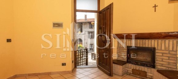 2 غرف نوم شقة في Varese, Italy رقم 282315 4