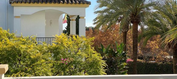 4 bedrooms Apartment in Marbella, Spain No. 5556 19