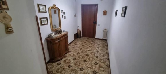 4-Zimmer Wohnung in San Cataldo, Italy, Nr. 30701 2
