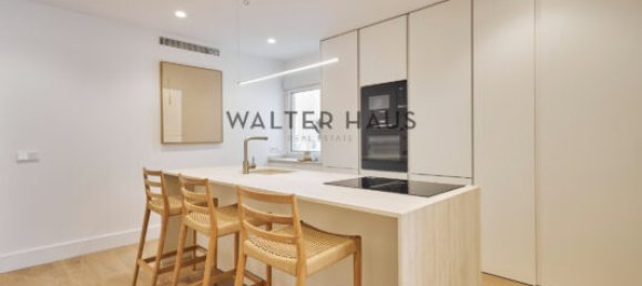 Квартира с 4 спальнями в Мадрид, Испания № 125537 17