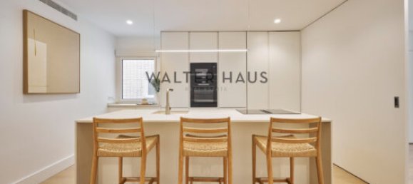 Квартира с 4 спальнями в Мадрид, Испания № 125537 4