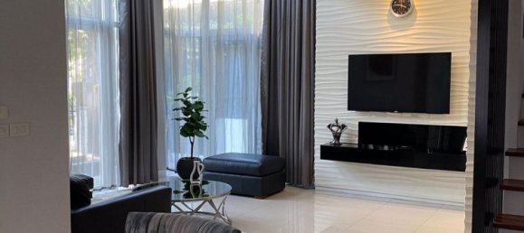 5 Schlafzimmer Haus in Chatuchak, Thailand, Nr. 4503 4