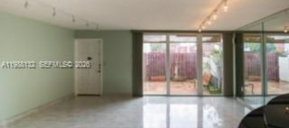 3 dormitorios dúplex en venta en Miami, Miami-Dade, Florida, USA № 614469 19