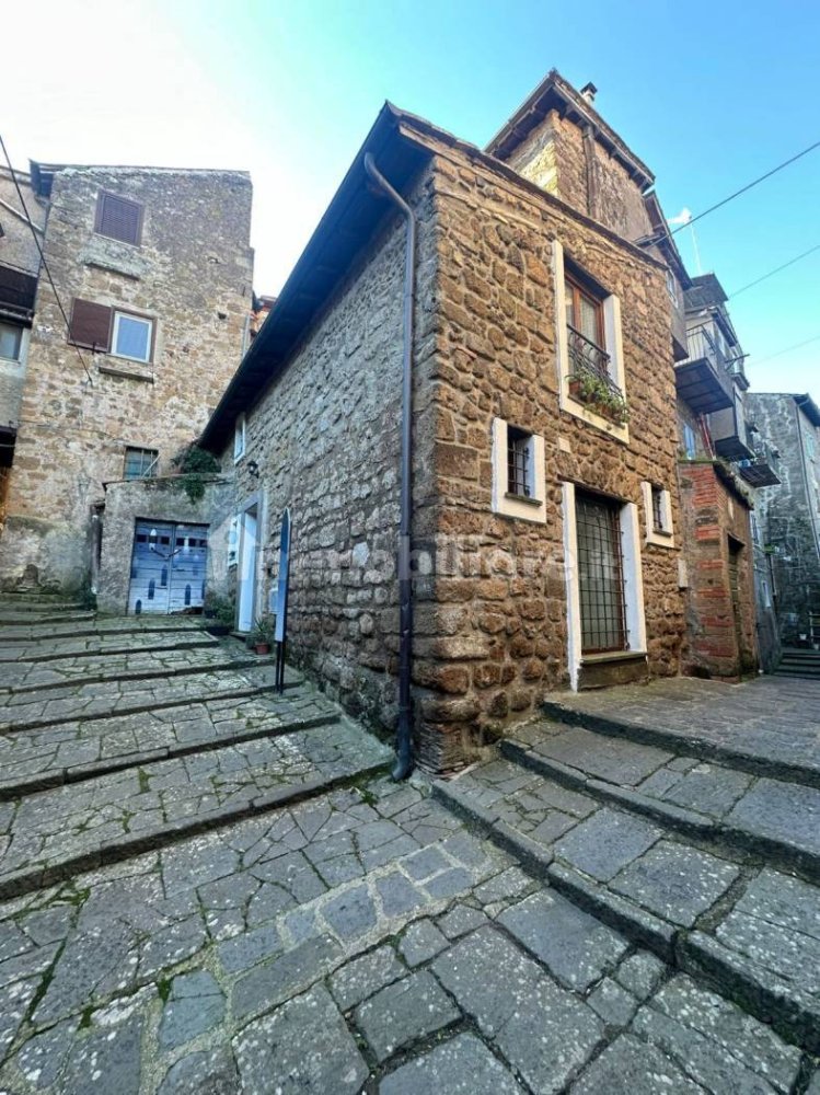 2 Schlafzimmer Wohnung in Capranica, Italy, Nr. 328325