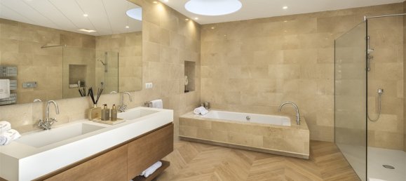 12 Schlafzimmer Villa in Marbella, Spain, Nr. 100506 8